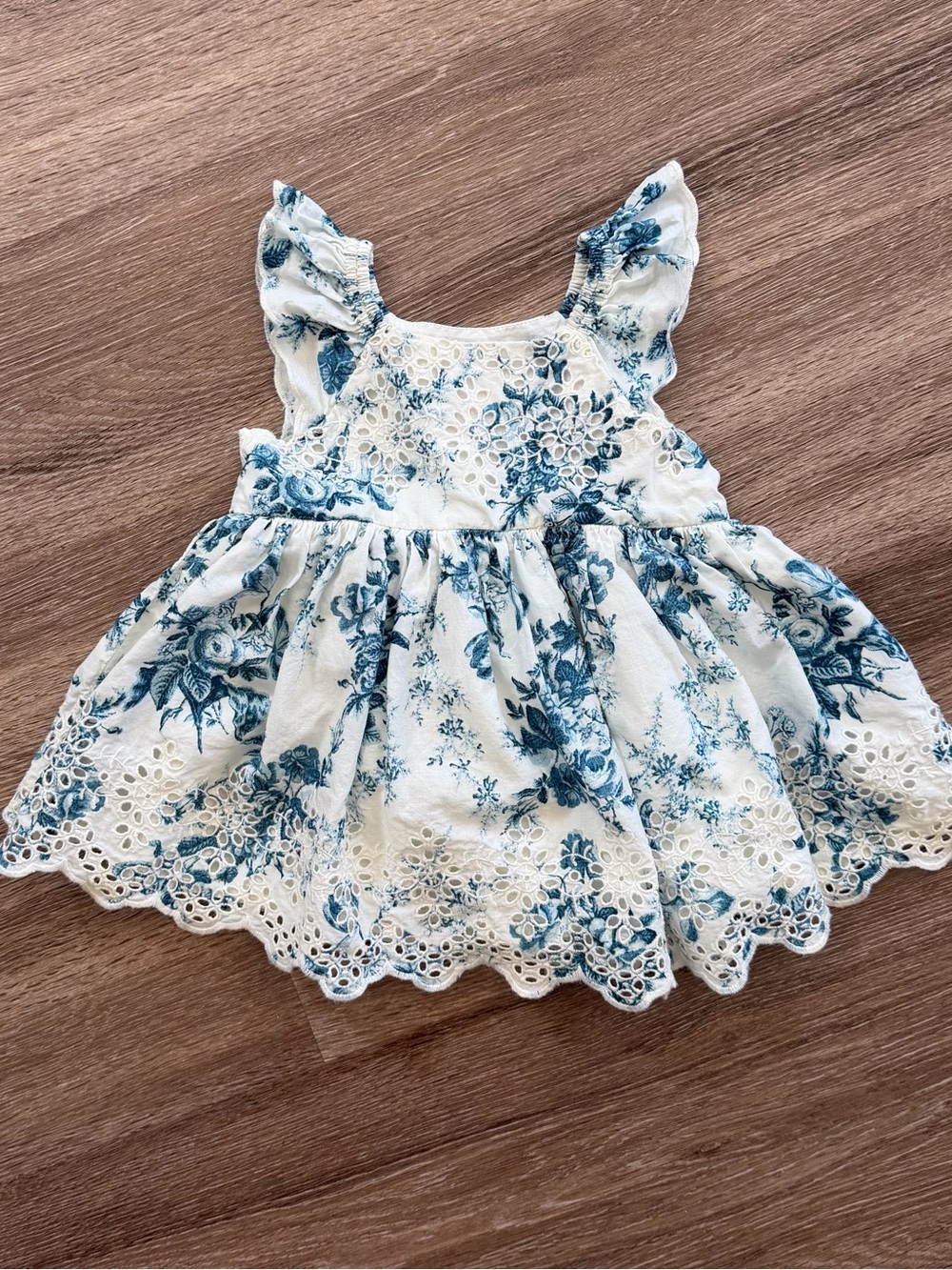 LoveShackFancy x gap Baby Floral Eyelet Dress 6-12M Blue White